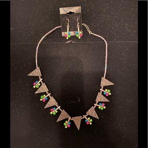 Necklace and earring set